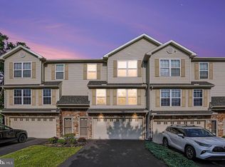 156 Mapleton Blvd, Harrisburg, PA 17112