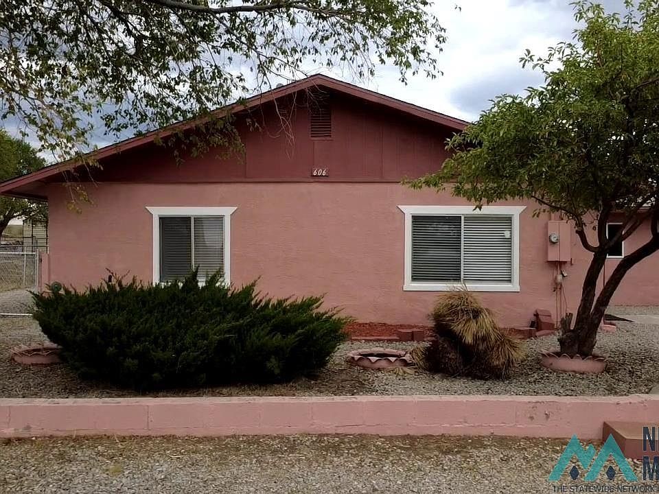 1st image of 606 N Strong Dr