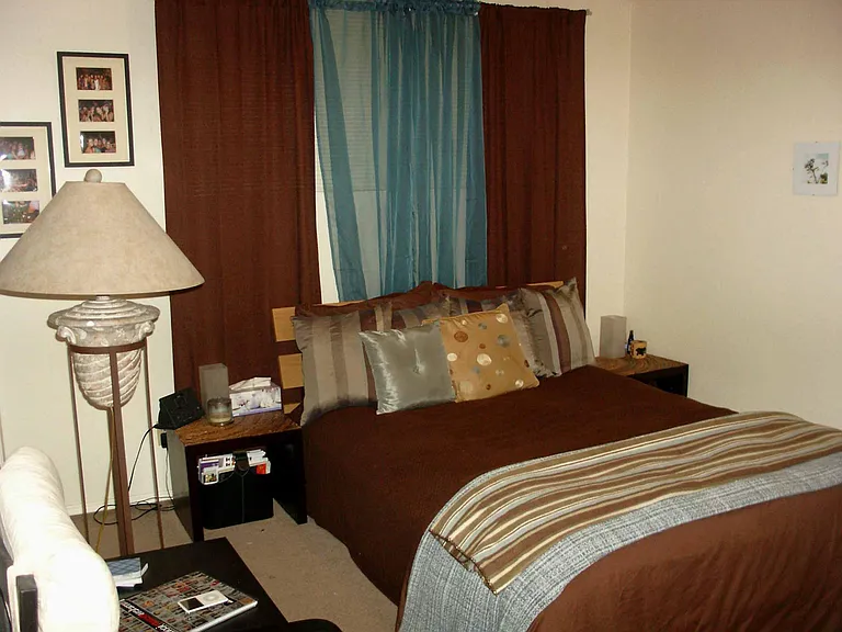 1738 Dexter Ave N #4 — Photo 14