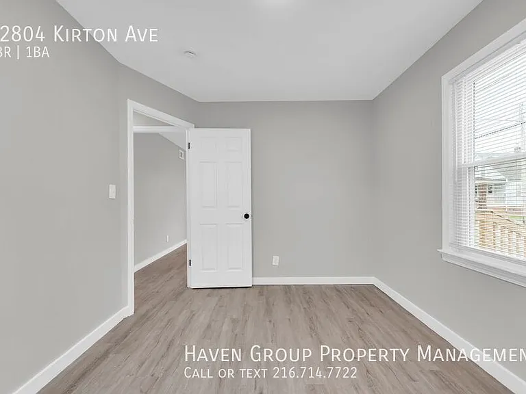 12804 Kirton Ave — Photo 14