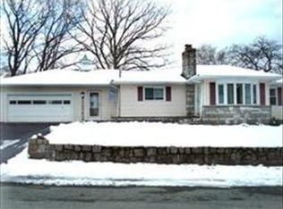 33 Russell Ave, South Attleboro, MA 02703