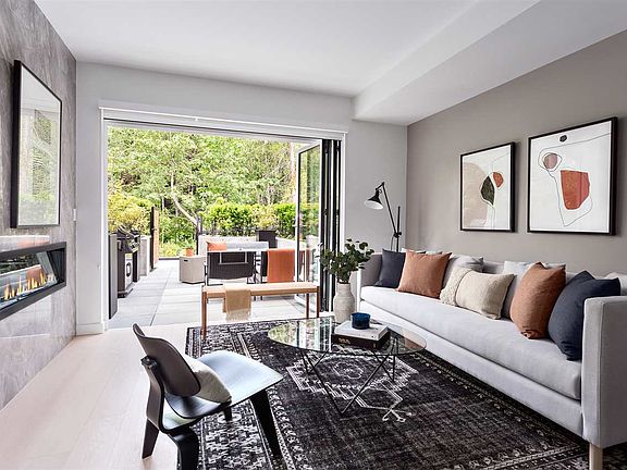 4th image of 1960 Glenaire Dr #6