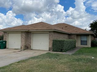 2812 Ridgecrest Dr, Fort Worth, TX 76133
