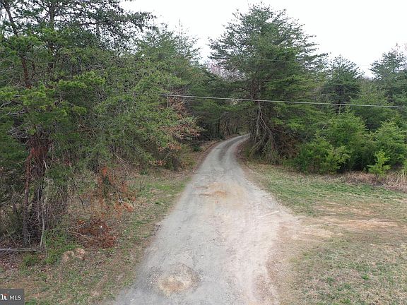 2nd image of Oakland Rd