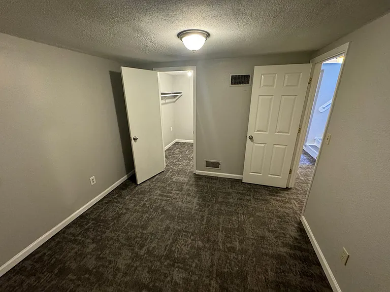306 Overhill Pl — Photo 19