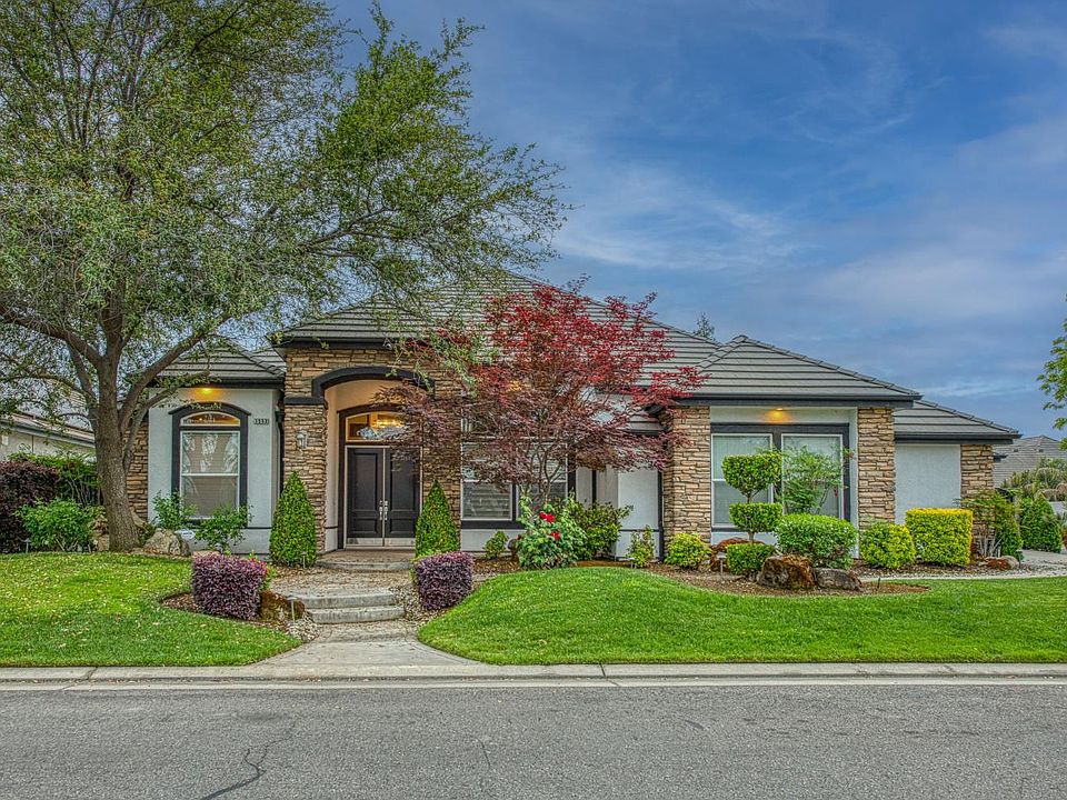 1st image of 1553 E Golden Valley Way