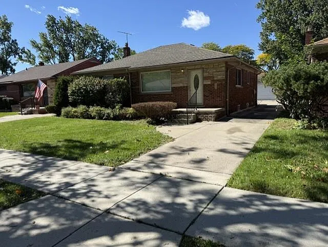 22131 Kenosha St