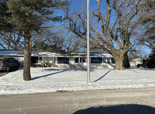 1639 Ravine Ln, Carpentersville, IL 60110