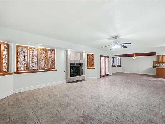 3rd image of 1971 E Desert Drive