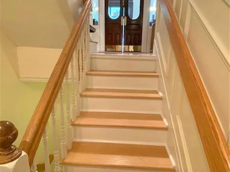 886 Massachusetts Ave — Photo 22