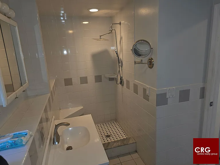 11 Boyden St — Photo 17