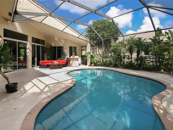 2612 Oakbrook Ct, Weston, FL 33332