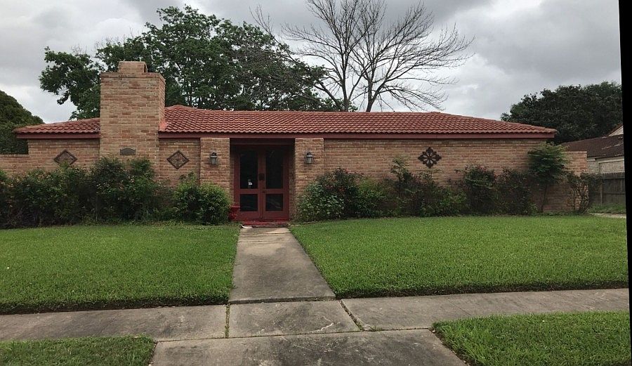 1st image of 10903 Villa Lea Ln
