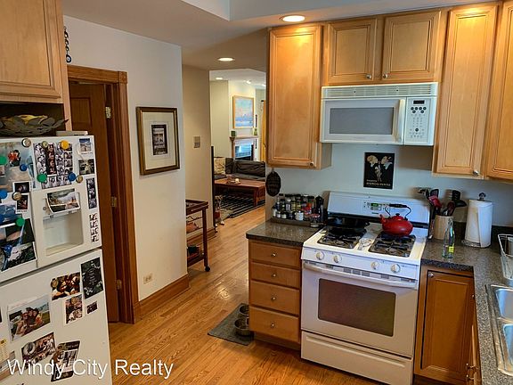 5th image of 4539-41 N Albany Ave #4541-2