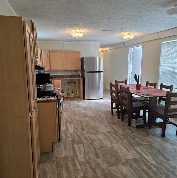 8385 Marx Dr — Photo 5