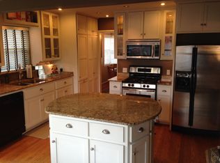 6216 Ravendale Ln, Dallas, TX 75214