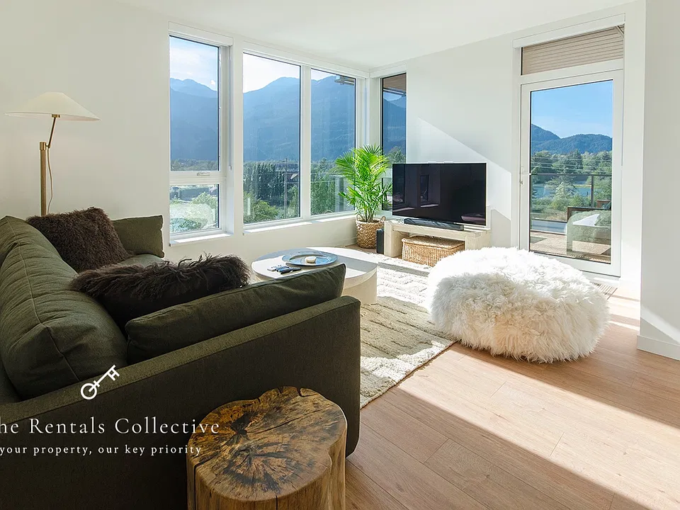 1506 Scott Cres