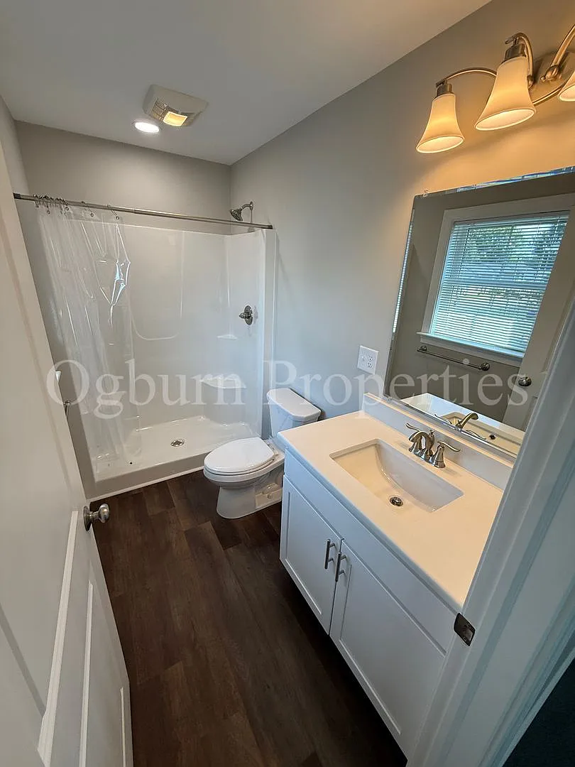 350001 - 500 N Dunleith Avenue — Photo 4