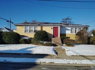 129-34 129th Rd, Rosedale, NY 11422