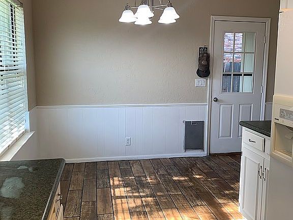 4th image of 4516 Hughes Dr