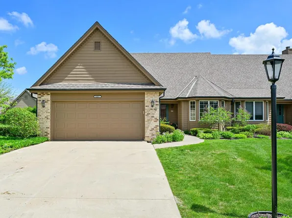 640 Mcnally LANE #A, Brookfield, WI 53045