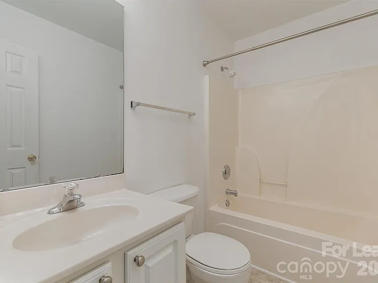 2716 Rabbit Ridge Dr — Photo 11