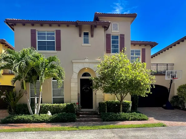 131 Via Palma Lane, Boca Raton, FL 33487