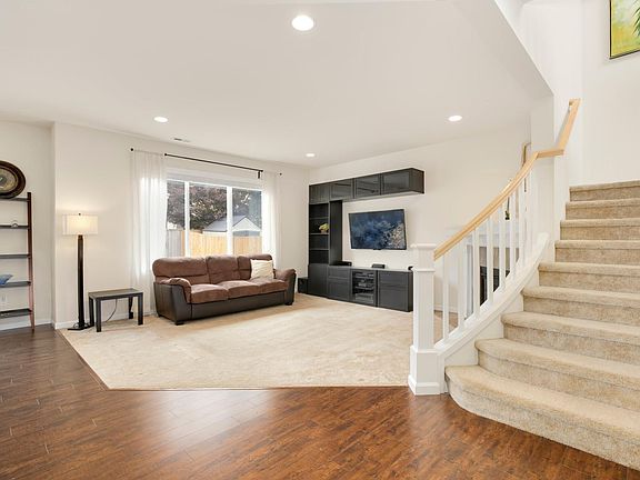 5th image of 11604 131st Street Ct E
