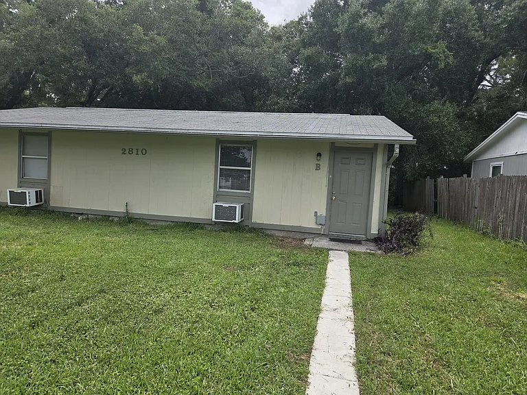 2810 Anthony St #B — Photo 1