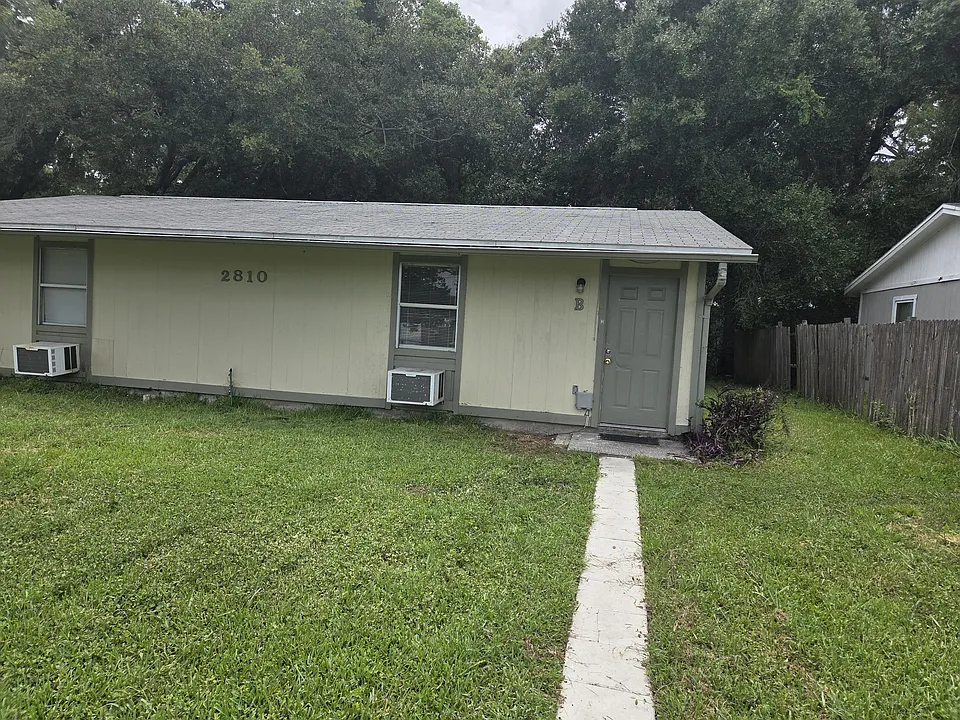 2810 Anthony St #B