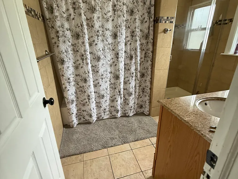 718 Holy Cross Way #1 — Photo 16