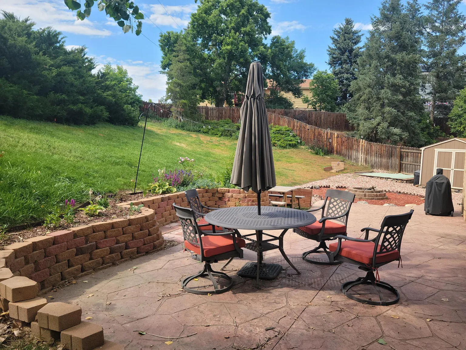 3 bed, 2118 sqft, $3,200 — Photo 3