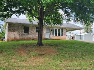 266 W Bernadine Dr, Paoli, IN 47454