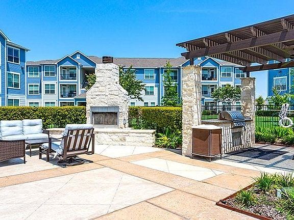 2nd image of 14807 Woodland Hills Dr #5209