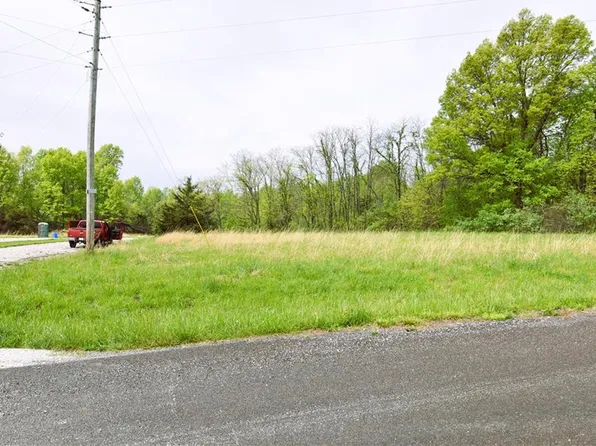 Lake Dr, Keytesville, MO 65261