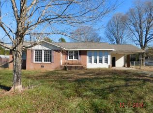 1058 Hill Everhart Rd, Lexington, NC 27295