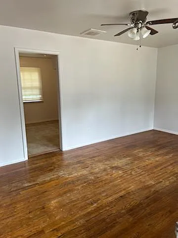 3609 Woodside Dr — Photo 2