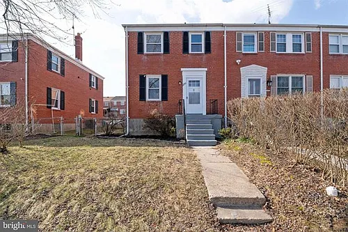 1773 Joan Ave Photo 1