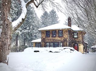 71 Greenaway Rd, Rochester, NY 14610