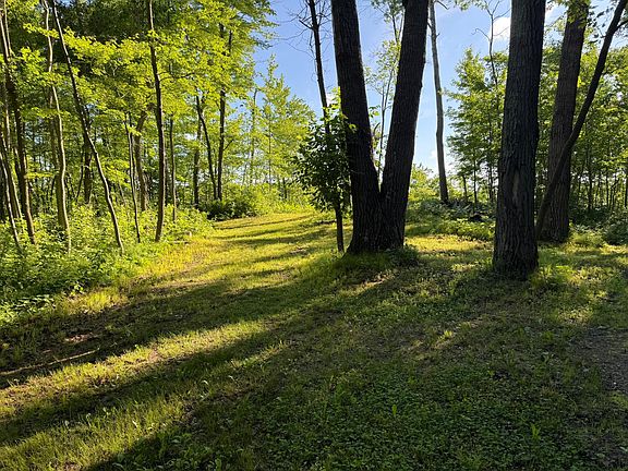 4th image of Sathre Ln