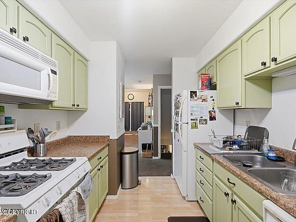 4th image of 11288 Wood River Way #6