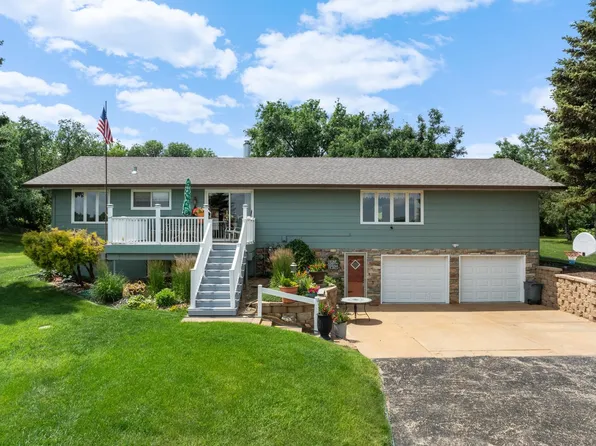 5510 County Road 19 S, Minot, ND 58701