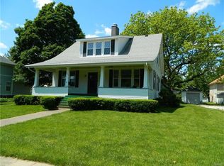 930 Jefferson St, Hillsboro, IL 62049