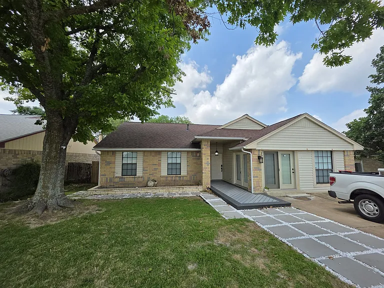 1203 Pigeon Forge Rd — Photo 1