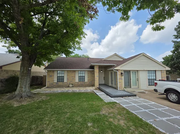 1203 Pigeon Forge Rd, Pflugerville, TX 78660