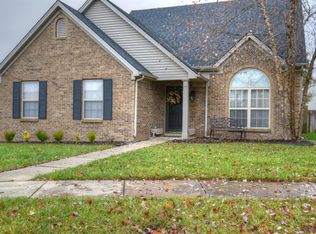 453 Wellington Gardens Dr, Lexington, KY 40503