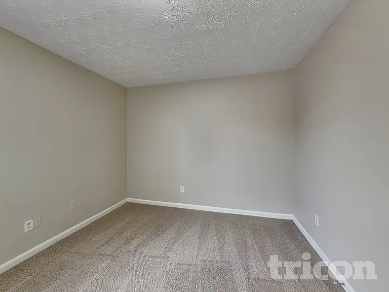 931 Tilford Point Pl — Photo 14