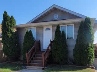 830 Wilcox St, Hammond, IN 46320