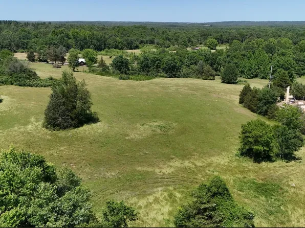 1 E Nashville St, Greenwood, AR 72936