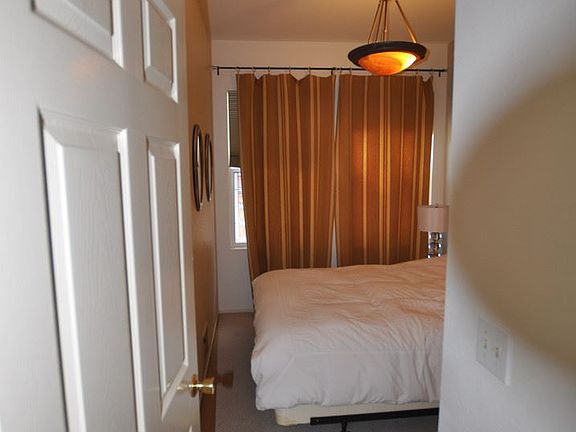 5th image of 568 Folsom St APT 202